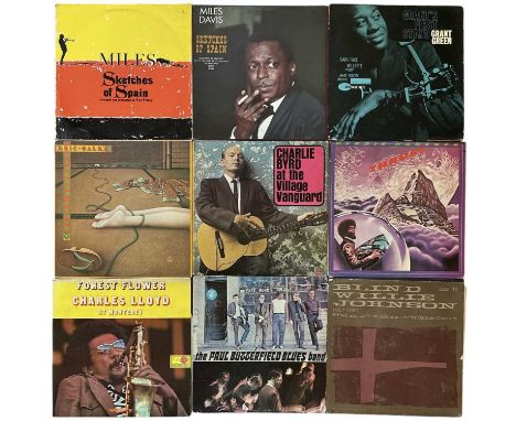 Blues / Jazz 12" albums. A collection of 16 LPs.
Grant Green; 'Grant's First Stand' (4064) G/G, Nadi Qamar; 'The Nuru Taa Afr