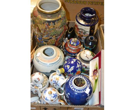 Oriental Ceramics- a Japanese enamelled trinket dish, boxed; another, also boxed; a two-handled pot pourri pot and cover, the
