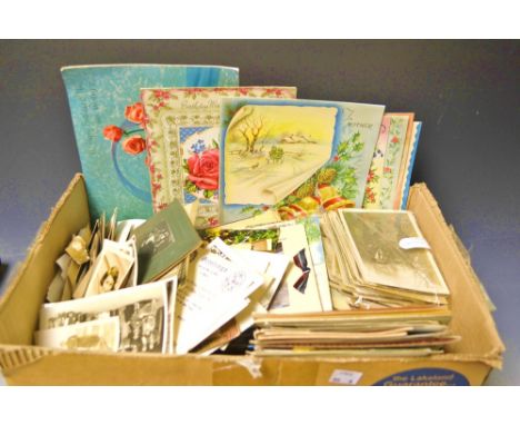 Memoribilia - Victorian and Edwardian greetings cards; Great War silk cards; vintage photographs; later greetings cards (1 bo