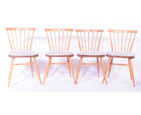 Lucian Ercolani style - Ercol model 391 style - All Purpose Chair - A set of four mid 20th century retro vintage beech and el