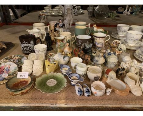 AN ECLECTIC ASSORTMENT OF CERAMIC WARE TO INCLUDE CREST WARE ETC 