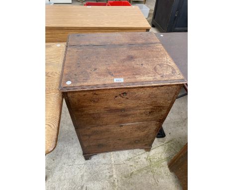 A 19TH CENTURY MAHOGANY COMMODE CHEST 