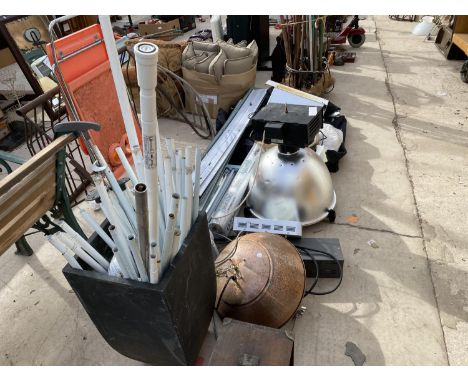 A LARGE ASSORTMENT OIF LIGHT FITTINGS TO INCLUDE STRIP LIGHTS, INDUSTRIAL LIGHTS ETC 