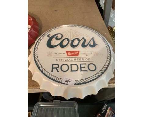 A RETRO STYLE 'COORS LIGHT' WALL HANGING BEER BOTTLE CAP SIGN 35CM 