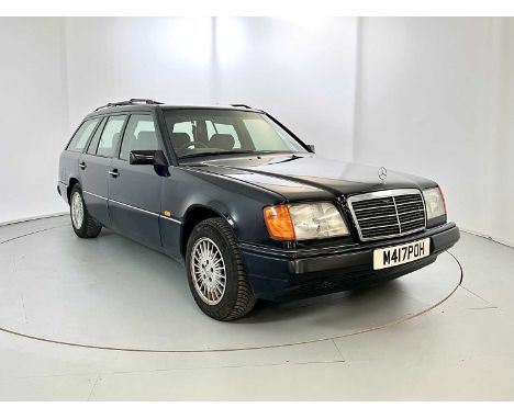 Registration: M417POH VIN: WDB1240822F320075 Milage Showing: 240,000 Transmission: Automatic MOT: 22/12/2023Large history fil