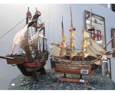 3 model galleons