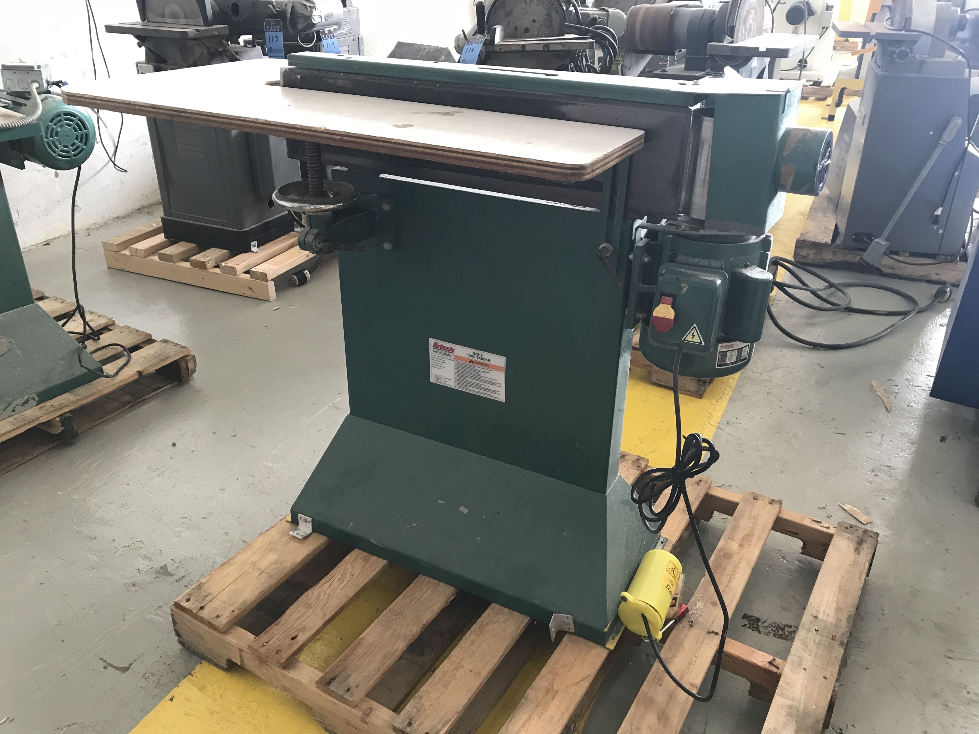 GRIZZLY MODEL G0512 EDGE SANDER, 11/2 HP, 6" X 80" BELT SIZE, 1,800 RPM **LOCATED AT 100 SEA RAY