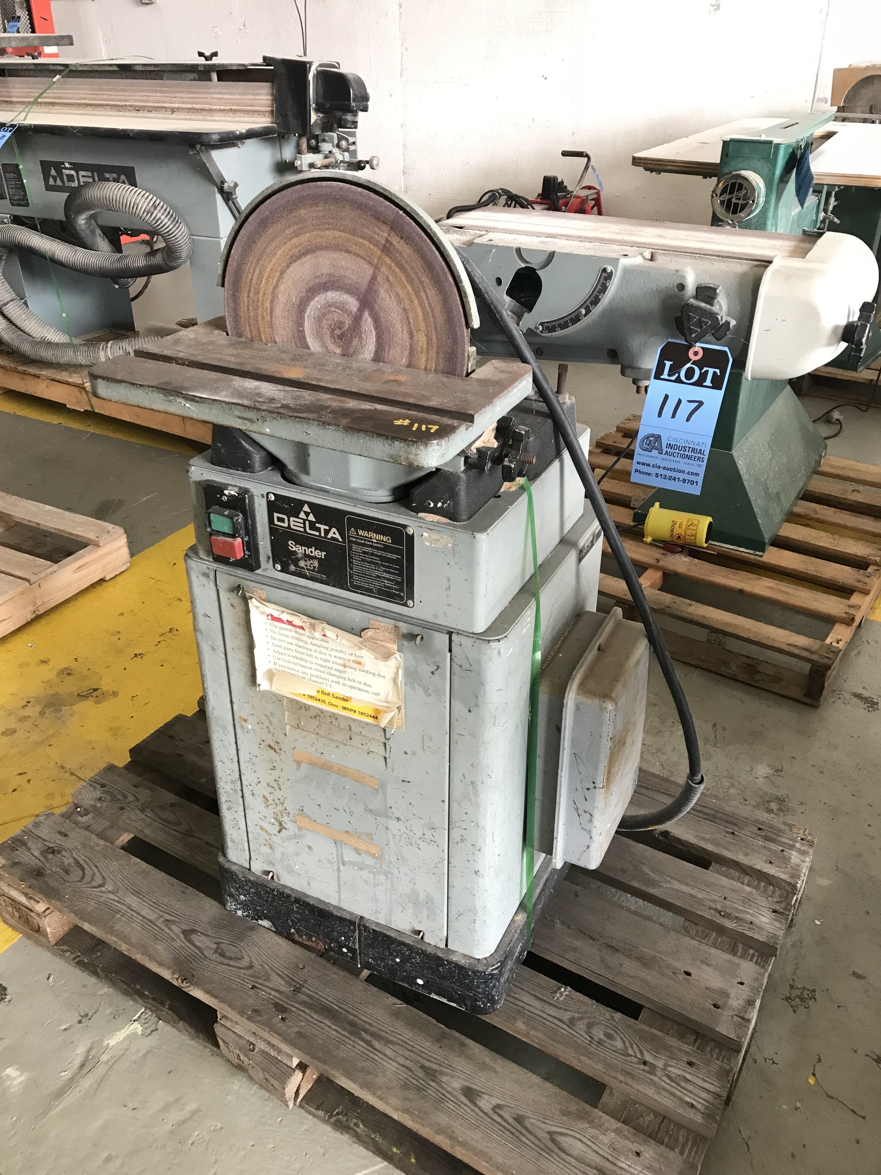 12" DISC / 6" BELT DELTA MODEL 52613 SANDER **LOCATED AT 100 SEA RAY