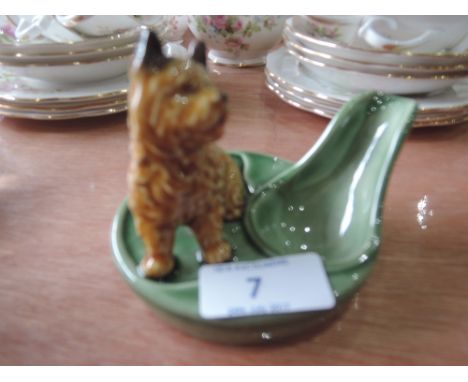 A Wade smokers pipe rest with terrier study decoration