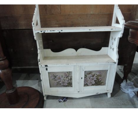 A Victorian painted bathroom cabinet/shelf