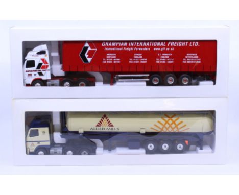 Eligor: A pair of boxed Eligor, 1/43 Scale diecast model cab and trailer to comprise: Volvo FH Restyle Citerne Pulvee Allied 