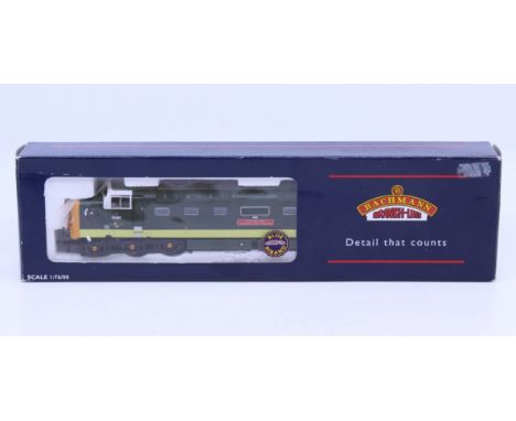 Bachmann: A boxed Bachmann, OO Gauge, Class 55 Deltic 55002 'The King's Own Yorkshire Light Infantry' BR Green, Reference 32-