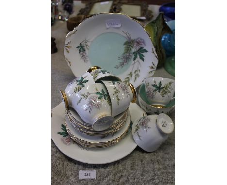 A pretty Queen Anne tea service 'Louise'21 pieces 