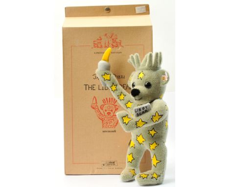 Steiff James Rizzi (Ars Mundi) Libby (Statue of Liberty) Bear, 2001, German Exclusive, white tag 994975, LE 2001, green mohai