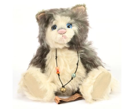 Charlie Bears Minimo Biggles cat, MM 614793, LE 2/2000, designed by Isabelle Lee, grey, light grey and white mohair, swing la