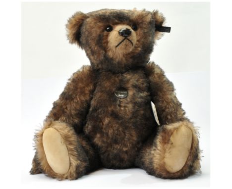 Steiff Franz Teddy Bear, black tag 034091, LE 102/110, beige mohair with black tip, suede pads, nose made from sealing wax (s