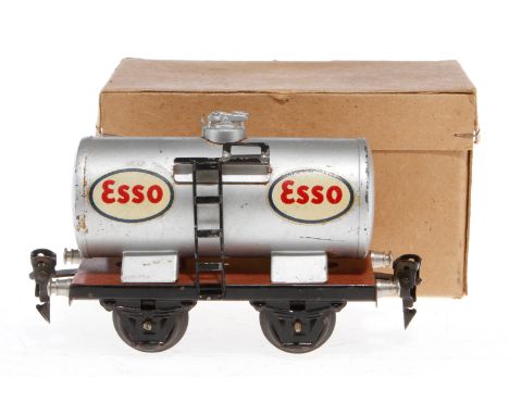 Märklin Esso Kesselwagen 1674, Spur 0, HL, LS und gealterter Lack, L 13, im OK 1687, Z 3