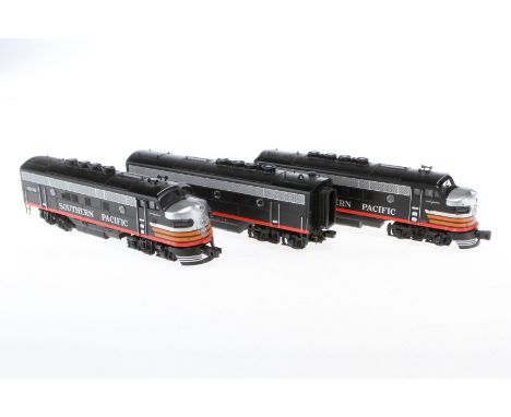 MTH Dieseltriebzug ”6100 SP” 20-2306-1, Spur 0, elektr., 3-teilig, schwarz, Alterungsspuren, im tw besch. OK, Z 2-3