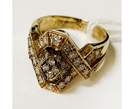 14CT GOLD &amp; DIAMOND RING - SIZE K 5.54 GRAMS APPROX