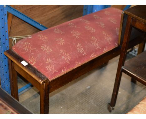 MAHOGANY PADDED PIANO STOOL    