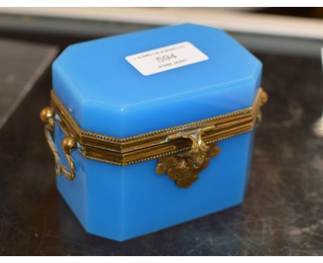 UNUSUAL LATE 19TH CENTURY FRENCH STYLE TRINKET BOX    