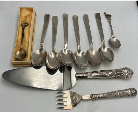 Silver handled cake slice, silver handled fork, six silver plated spoons, qualitat schwerte 90, animal topped spoon marked .8