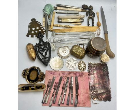 An interesting miscellany to include penknives, miniature iron stand, miniature cutlery, thimble case etc.