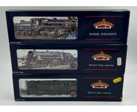 Bachmann Standard Class 4MT Tank 80002 BR lined black l/crest 32-354, Standard Class 5MT 73068 BR green l/crest BR 1C tender 