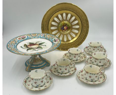 English ceramics : an unsigned Aynsley cabinet plate with fruit central panel and heavy gilt embellishment 26.5cm , a hand pa