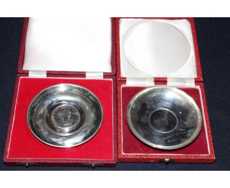 Two Churchill sterling silver commemorative Crown reversible dishes, in boxes, one with certificate, date 1965, R &amp; D, Ch