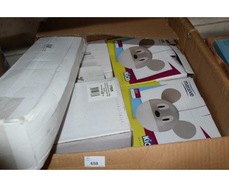 Quantity of assorted lighting, spot lights and others