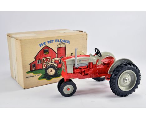 Ertl 1/16 Ford 901 Powermaster Tractor. Toy Farmer Special Edition. 1986. NM to M in Box.
