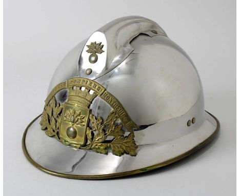 Helm der Grubenwehr, Frankreich Lothringen M. 20. Jh., Edelstahlhelm mit Kamm u. aufgelegtem Emblem in Messing "Sapeurs Pompi