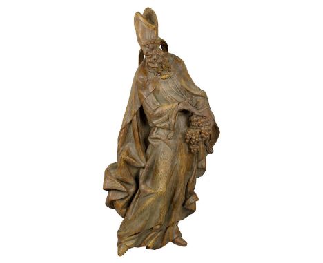 Heiliger Bischof, wohl heiliger Urban, deutsch M. 20. Jh., im gotischen Stil in bewegter Haltung wiedergegeben, holzfarbener 