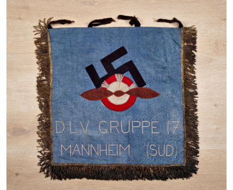 Deutsches Reich 1933 - 1945 - NSKK / NSFK / DLV : Trompetenbanner der DLV - Gruppe 17 Mannheim (Süd).Die Vorderseite mit gest