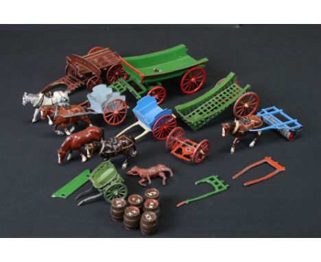Quantity of N / OO / HO gauge model railway to include plastic trackside buildings, N gauge shells, boxed Bachmann Train Cont