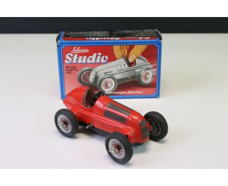 Schuco Studios Clockwork Red Mercedes Grand Prix 1936 Model with key and tools 