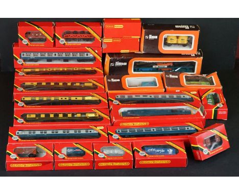 Collection of 23 boxed OO gauge items of rolling stock to include 19 x Hornby &amp; 4 x Lima featuring cars, coaches, vans an