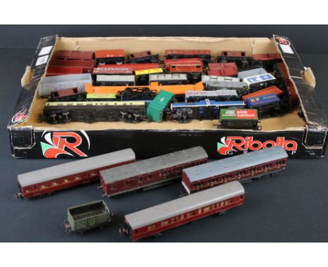 Around 44 OO gauge items of rolling stock to include Lima, Ration, Hornby Dublo, Triang, Hornby etc featuring coaches, truck 