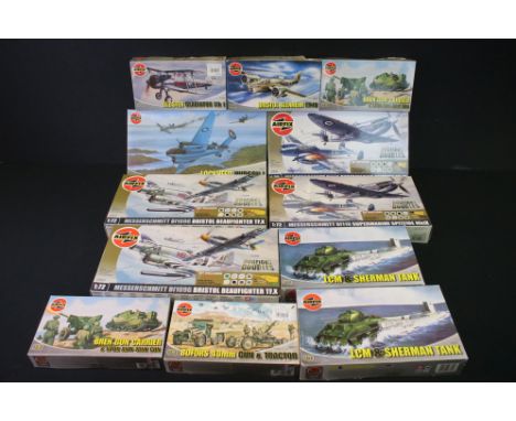 12 Boxed Airfix 1/72 &amp; 1/76 plastic model plane kits to include 4 x Dogfight Doubles Messerschmitt Bf110 Supermarine Spit