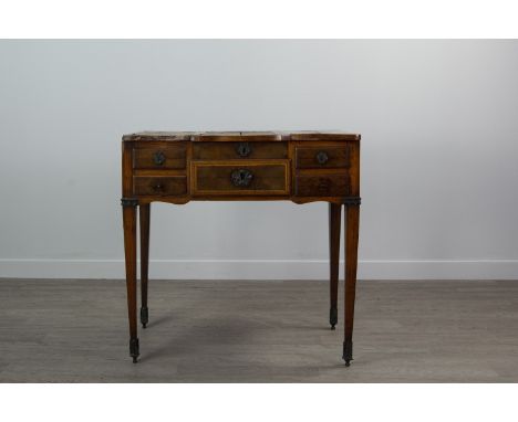 EARLY 19TH CENTURY ITALIAN WALNUT DRESSING TABLE, the rectangular shaped top with lift up central panel enclosing small drawe