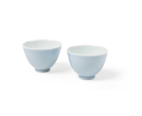 PAIR OF SKY-BLUE-GLAZED CUPS QING DYNASTY, YONGZHENG MARK, 18TH CENTURY  清 雍正款 天藍釉小杯（一對） each delicately thrown with transluc