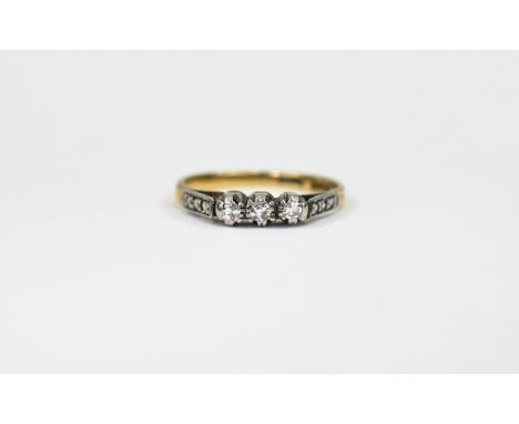 Antique 18ct Gold and Platinum Set 3 Stone Diamond Ring marked 18ct platinum, the diamonds of good colour. 