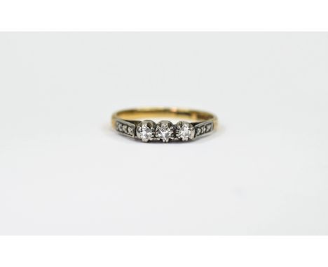 Antique 18ct Gold and Platinum Set 3 Stone Diamond Ring marked 18ct platinum, the diamonds of good colour. 