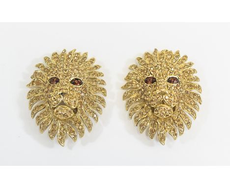 Attwood And Sawyer Lion Head Crystal Set Vintage Brooches Two statement brooches in gold tone metal in the form of Lion heads