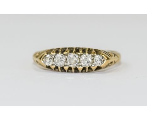 Edwardian 18ct Gold Set 5 Stone Diamond Ring, the diamond s of good colour and clarity. Estimated diamond weight 50 points. H