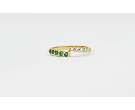 18ct Gold Emerald and Diamond Set Dress Ring with 5 emeralds and 5 diamonds of good colour and clarity. Fully hallmarked for 