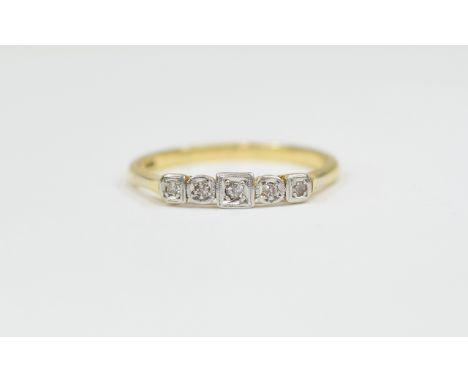 18ct Gold Set Five Stone Diamond Ring, marked 18ct. circ 1930/40's. Ring size P. Gold weight 2.8 grams.