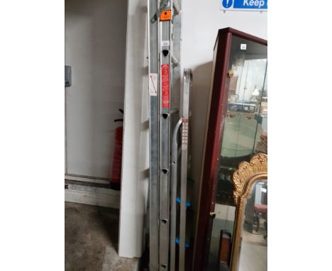 SET METAL EXTENDING LADDERS AND SET ALUMINIUM STEP LADDERS