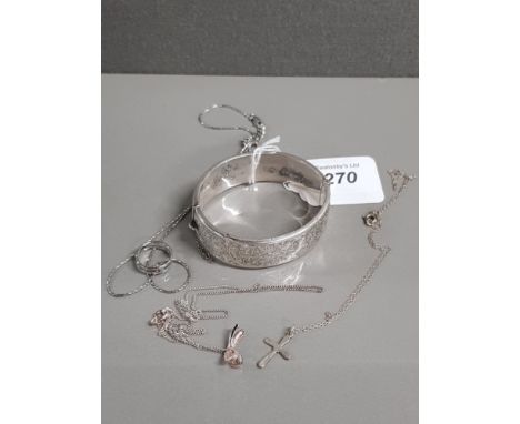 SILVER BANGLE AND 3 SILVER PENDANTS AND CHAINS GROSS WEIGHT 25.8 G